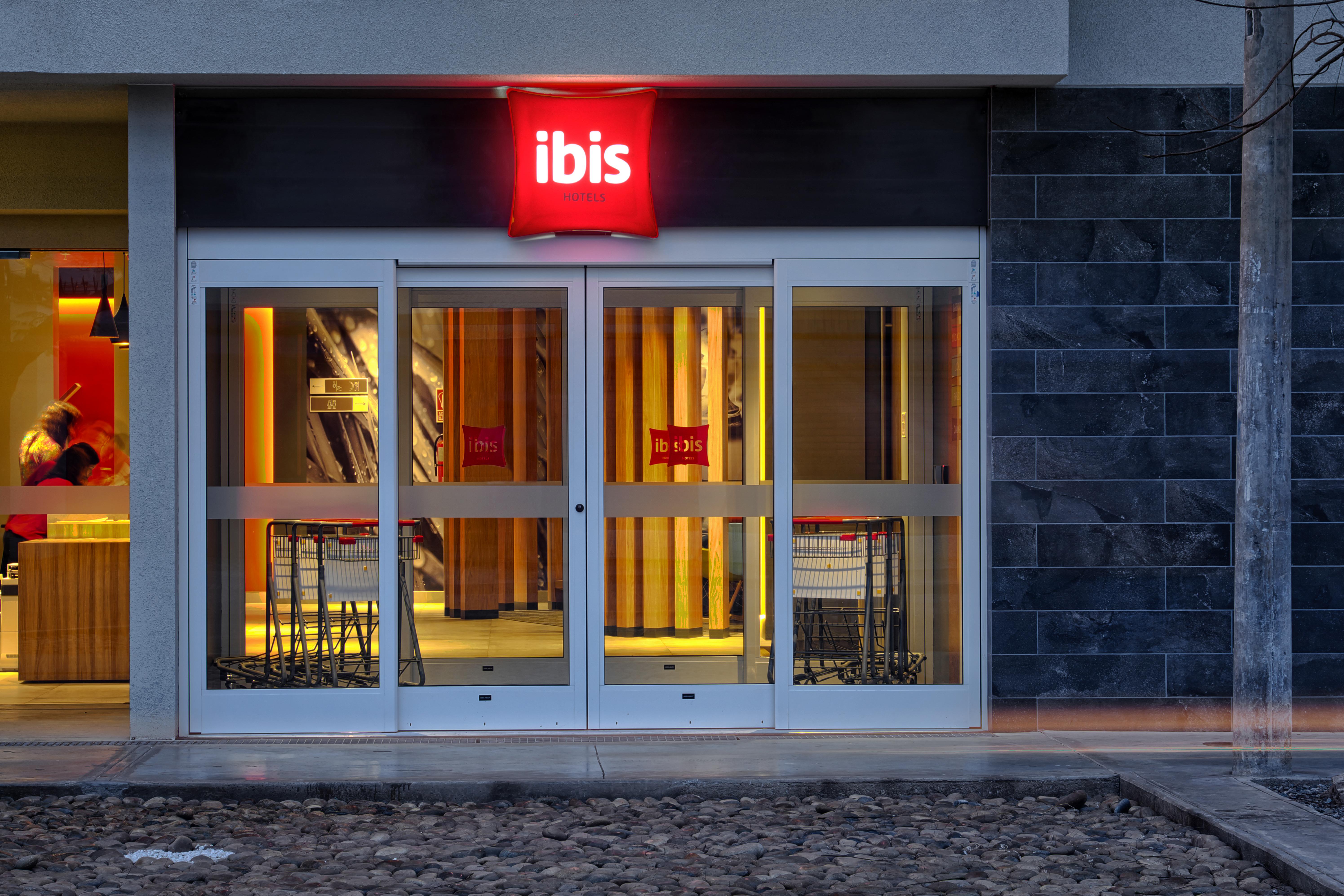 Ibis Trujillo Otel Dış mekan fotoğraf